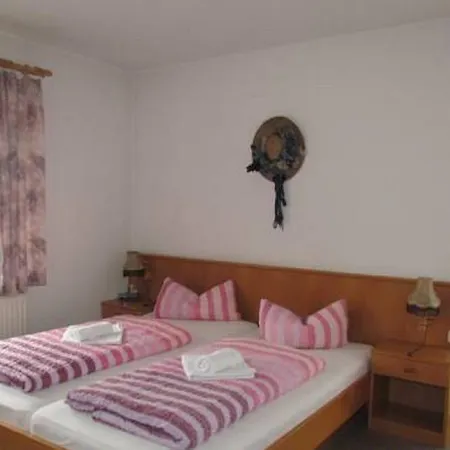 格斯豪斯尔佐尔格旅馆 招待所 Pennewitz