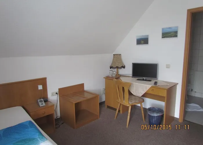 Gasthuis Gaestehaus Zur Sorge